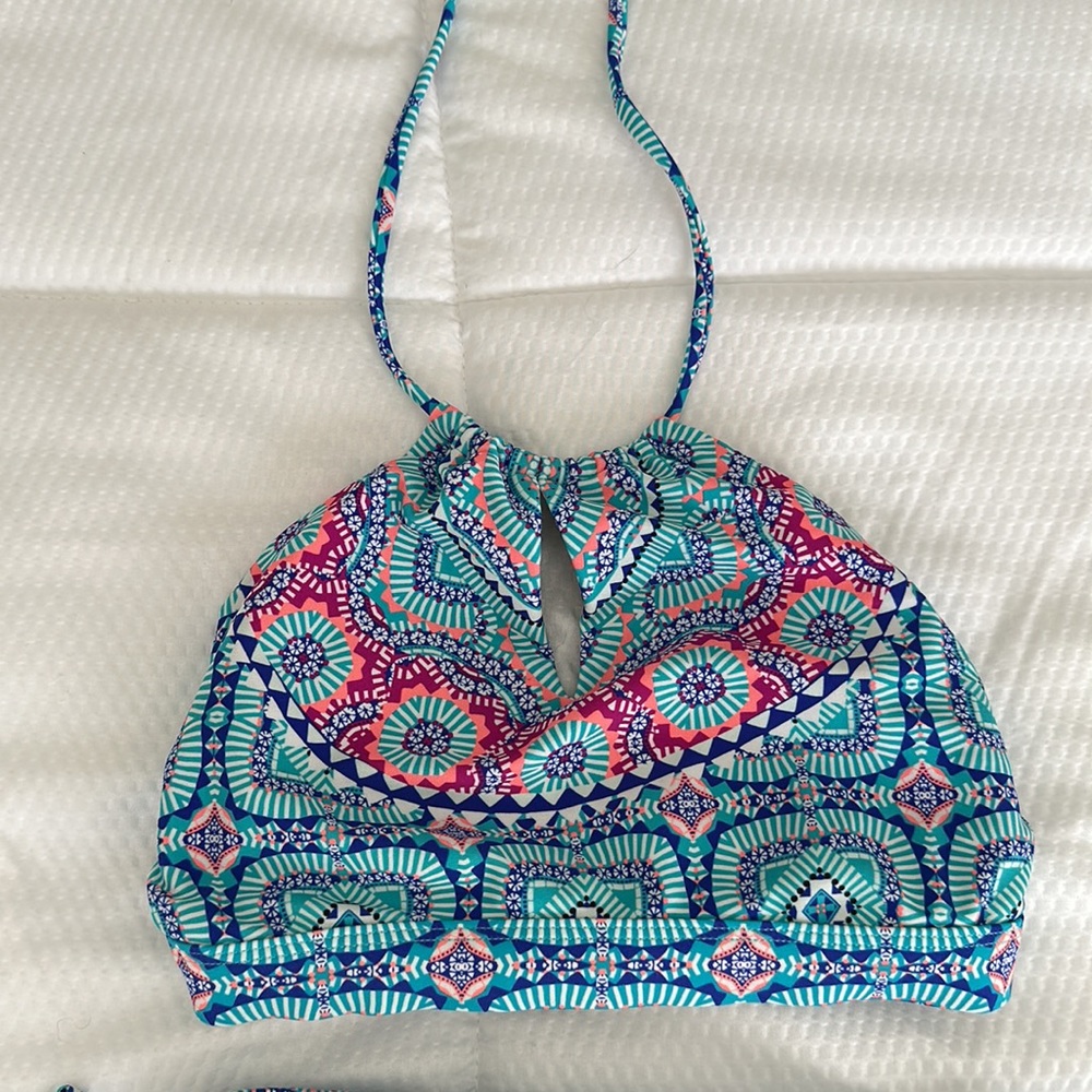 Athleta Bikini - Picture 3 of 6